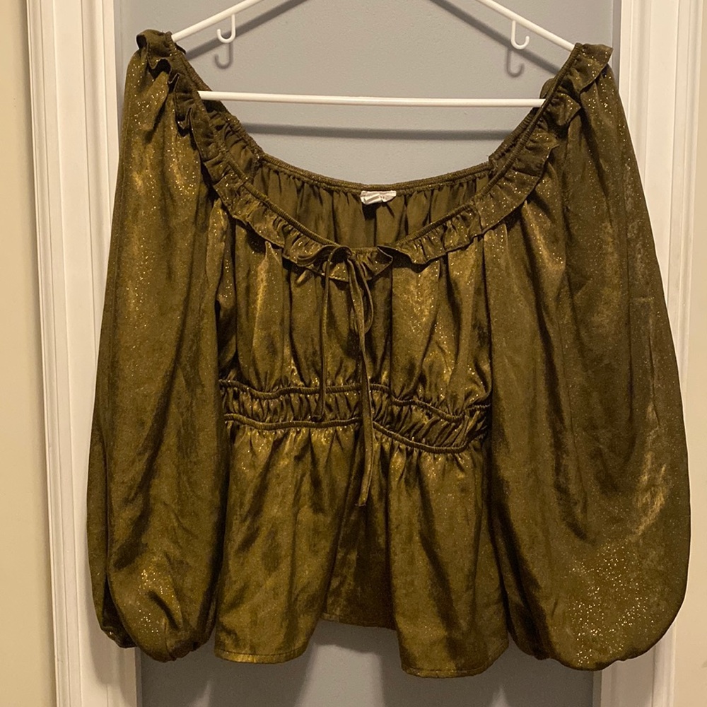 Dark green sparky milkmaid top